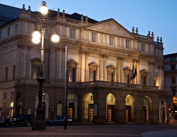 La Scala Theatre and Museum Tour in Milan With Private Guide - Meet at Teatro alla Scala Museum, then let opera history steer the hour