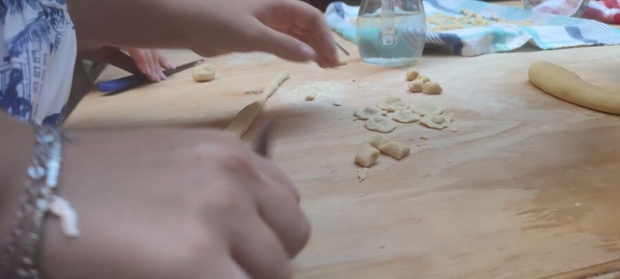 Lecce: Pasta Making Class in 1400s-Era Courtyard with Wine - Key things you’ll notice right away