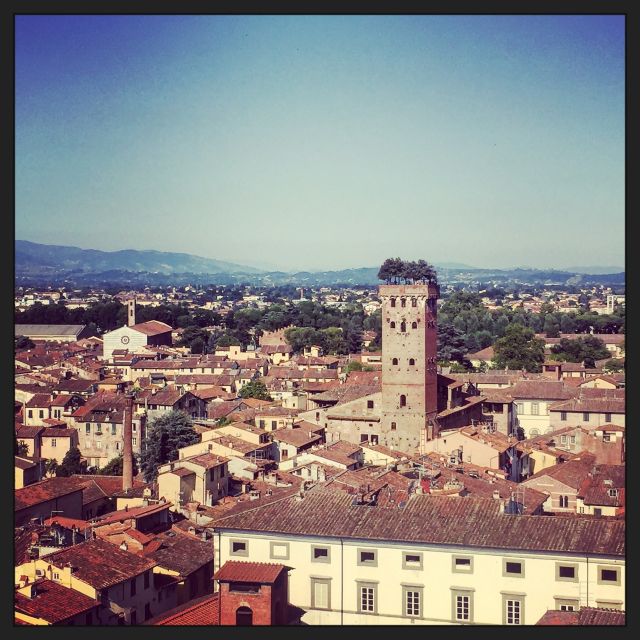 Lucca: 2-Hour City Center Walking Tour - Your 2-hour Lucca game plan starts at Ufficio Informazioni