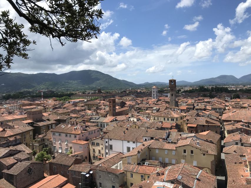 Lucca: 2-Hour City Center Walking Tour - The Sixteenth-century Walls: the best reason to plan your timing