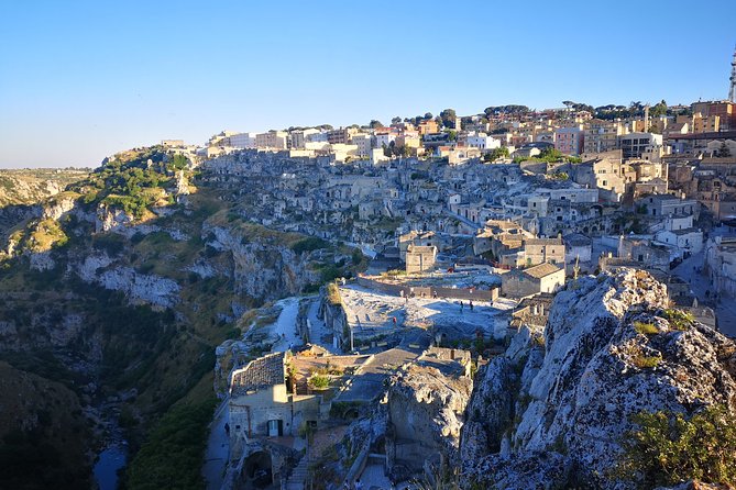 Matera's Sassi Walking Tour - History & Culture - Getting oriented fast in Matera’s stone city