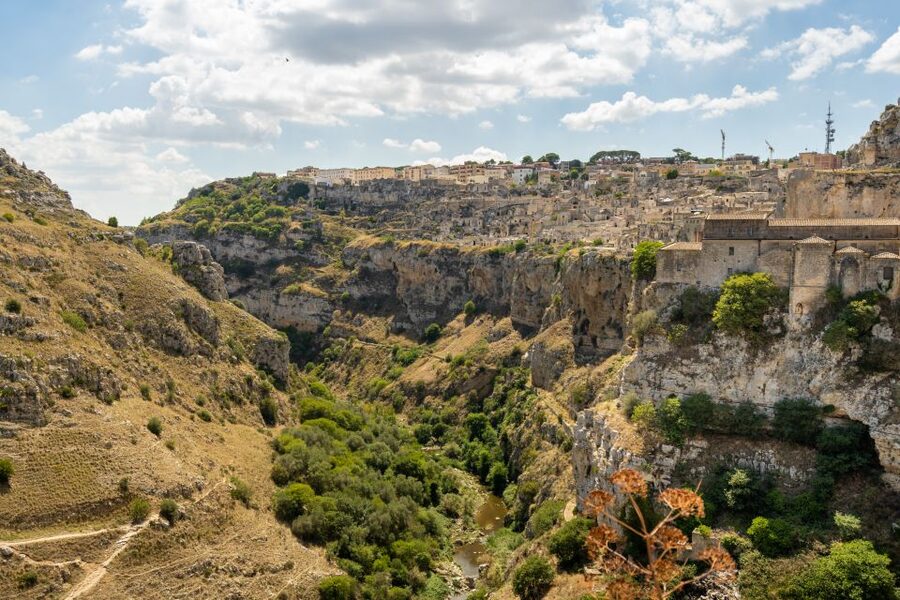 Matera: Sassi Tour with Cave House and Rupestrian Church - Church of San Francesco: the orientation moment