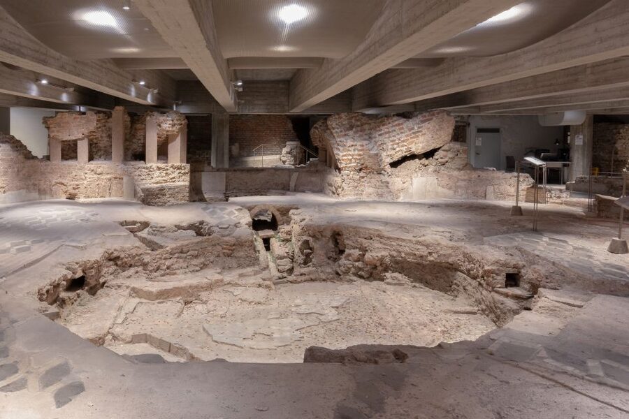 Milan: Cathedral, Archeological Area and Museum Ticket - Under the Duomo: San Giovanni alle Fonti and Saint Thecla ruins