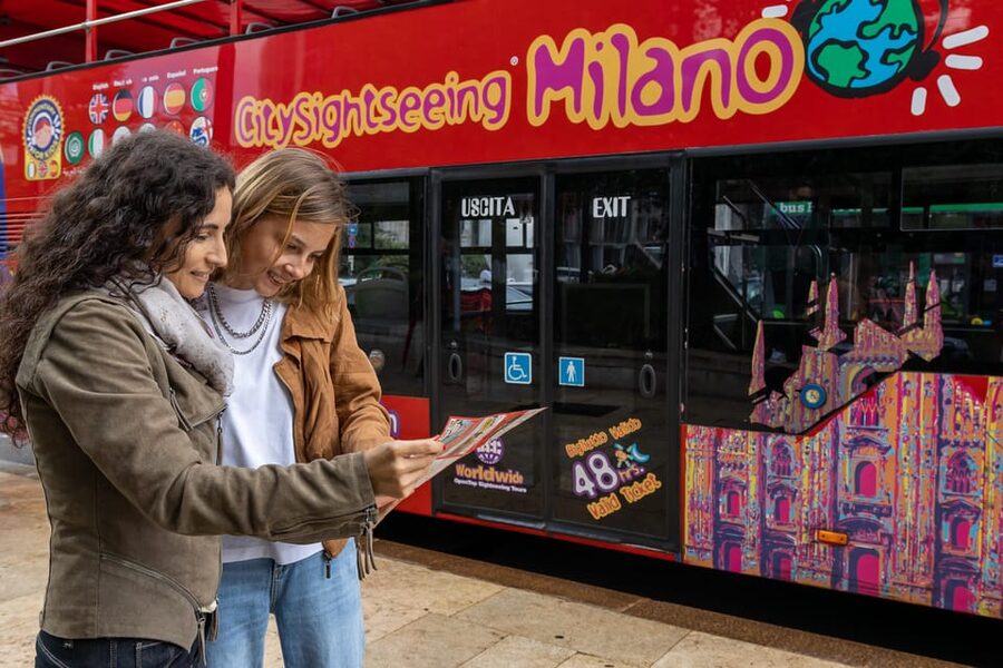 Milan: City Sightseeing Hop-On Hop-Off Bus with Audio Guide - Line-by-line Milan: what each route is best for