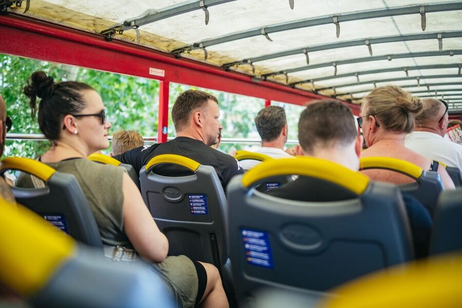 Milan: City Sightseeing Hop-On Hop-Off Bus with Audio Guide - The real-world rhythm: frequency, transfers, and why timing feels different