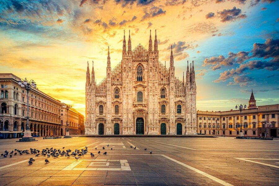 Milan Duomo Cathedral and Rooftop Terrace Guided Tour - Why the Duomo Rooftop Changes Your Milan Photos