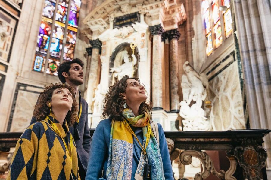 Milan: Duomo Rooftop and Cathedral Guided Tour with Tickets - Where You Meet, What You Bring, and How the Tour Flows