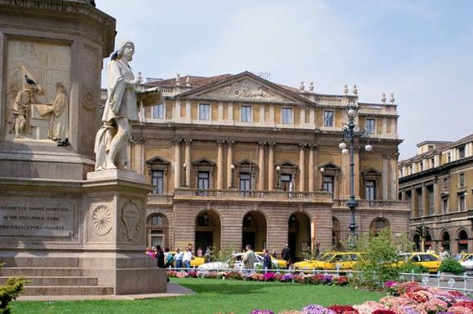 Milan Duomo & The Last Supper Skip-the-Line Small Group Tour - What the “small group max 14” changes for you
