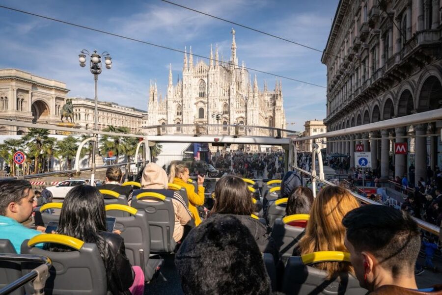 Milan: Gray Line Milan Open Tour Hop-On Hop-Off Bus Tour - Key things to know before you ride