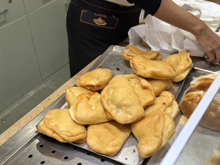 Milan: Guided Street Food Walking Tour with Food Tasting - Rain or Shine, Shoes, Bags, and Bathroom Reality