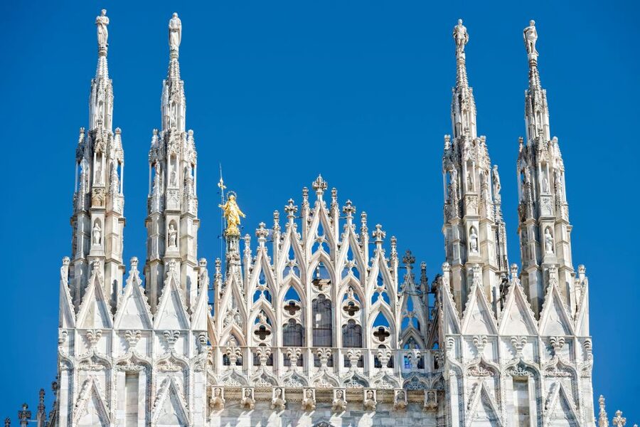 Milan: Guided Walking Tour with Duomo and the Last Supper - L.O.V.E. by Cattelan: a quick modern-art reality check