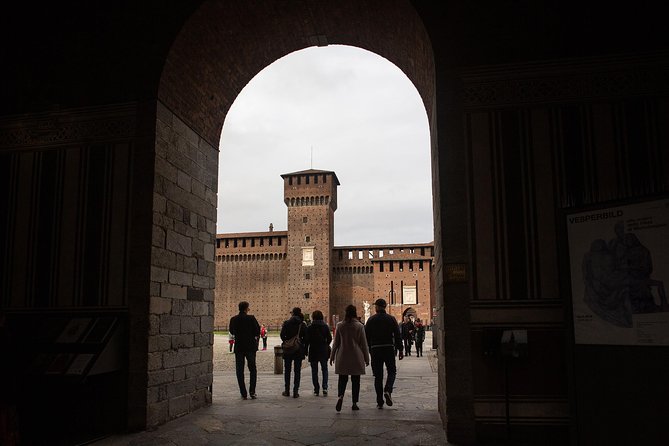 Milan Hop-On Hop-Off Bus Tour with Four Routes - A smart 1 to 2 day plan that avoids wasted hops