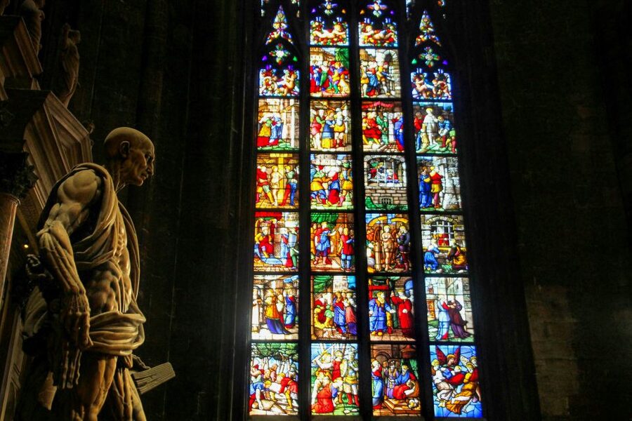 Milan: Milan Cathedral Direct Entrance - Terrace Excluded - Milan Cathedral interior highlights: stained glass, vaults, and a city-sized sense of space