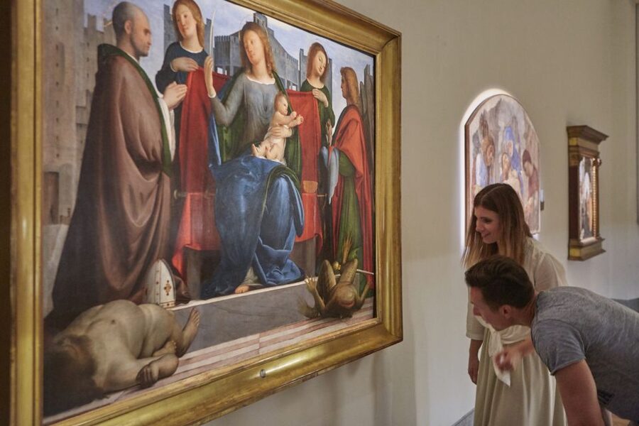 Milan: Pinacoteca Ambrosiana & da Vinci Codex Exhibition - Codex Atlanticus drawings: what to look for and how to see them