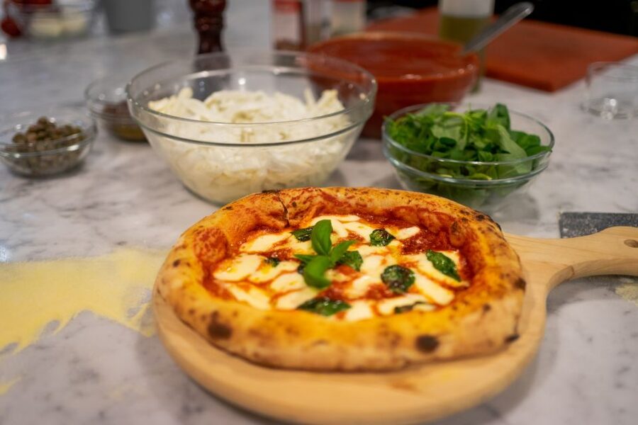 Milan: Pizza or Pasta and Gelato-Making Class with Wine - Pizza vs Pasta at Checkout, and What Changes