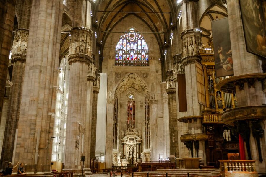 Milan: Priority Access Duomo and Rooftop Tour - Weather, Temperature, and Rain-or-Shine Reality