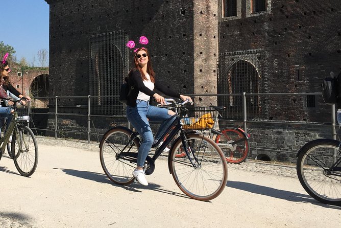 Milan's Hidden Gems: Unique Bike Tour (ENG, NL) - Where You Meet, How the Tour Flows, and What to Expect