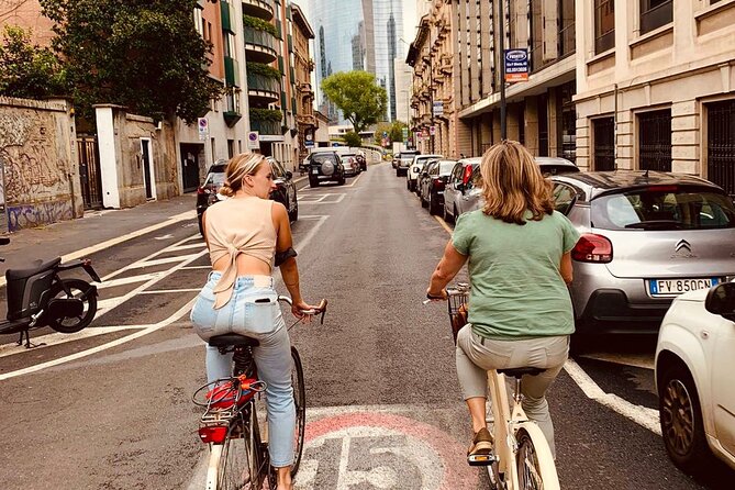 Milan's Hidden Gems: Unique Bike Tour (ENG, NL) - Small Decisions That Make a Big Difference