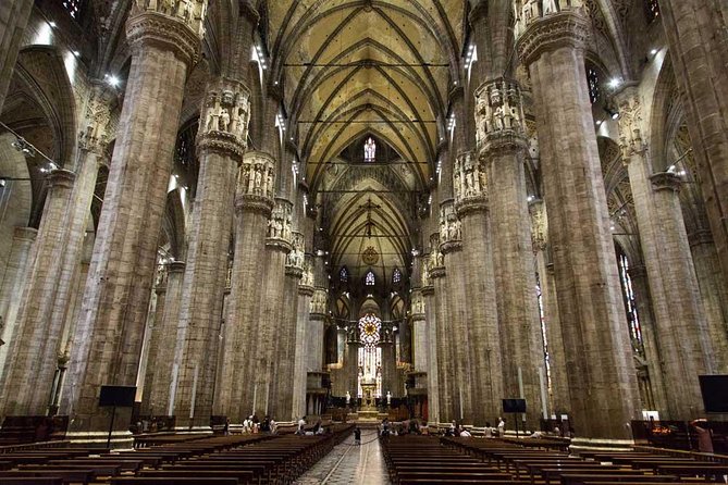 Milan's Must See: Half-Day Tour of Last Supper, Duomo & La Scala - La Scala Teatro: an opera house visit with public-box energy