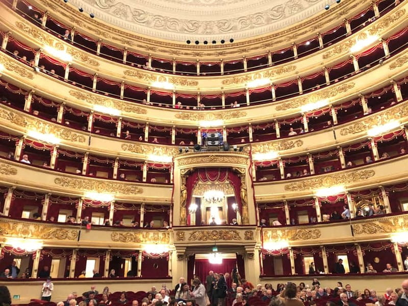 Milan: Skip-the-Line La Scala Museum Tour + Hop On Hop Off - Where the tour starts, and why timing matters at La Scala