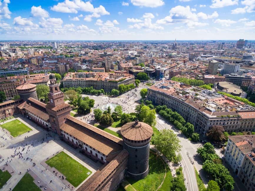 Milan: The Last Supper & Sforza Castle Guided Tour - The Pace and the Walk: Milan’s Story Between Stops