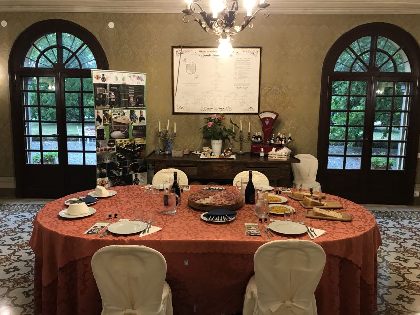 Modena: Balsamic Lunch with Vinegar Cellar Tour and Tasting - How the Lunch Works: Local Food, Thoughtful Pairings, No Rush