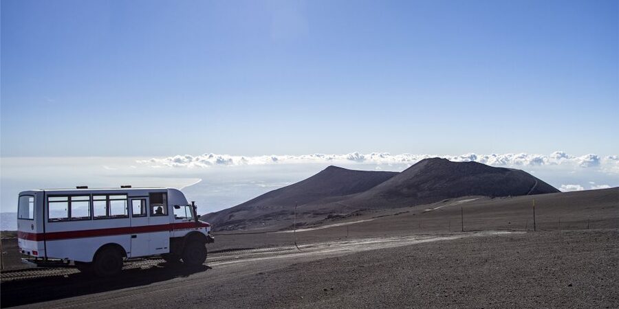 Mount Etna: Roundtrip Cable Car and 4x4 Bus Ticket - Getting Your Best Views: Timing, Weather, and Where Visibility Helps
