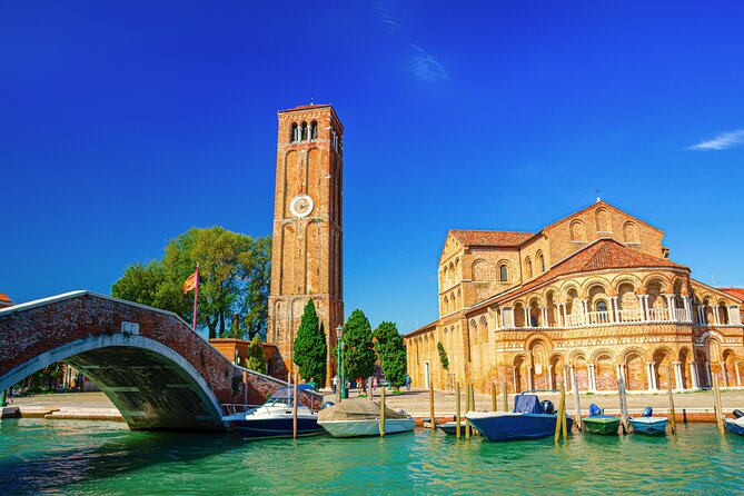 Murano & Burano Islands Guided Small-Group Tour by Private Boat - The Lace Demo Caveat for Monday Tours