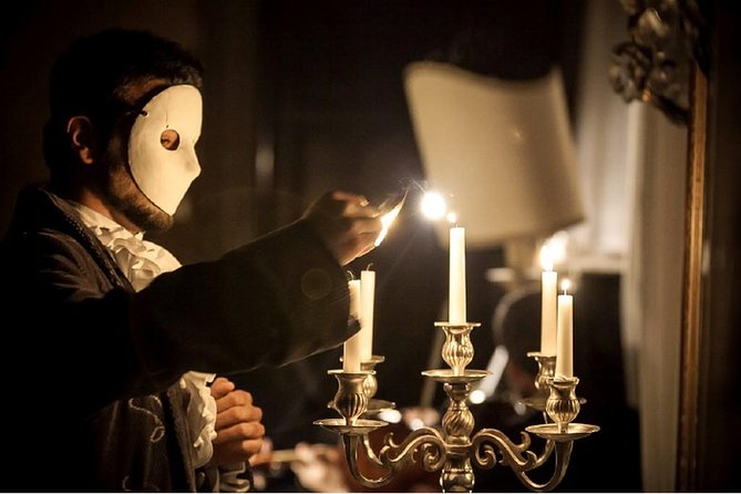 Musica a Palazzo 'Traveling Opera' Performance in Venice - Tickets, palace membership card, and how to avoid the common awkward first minutes