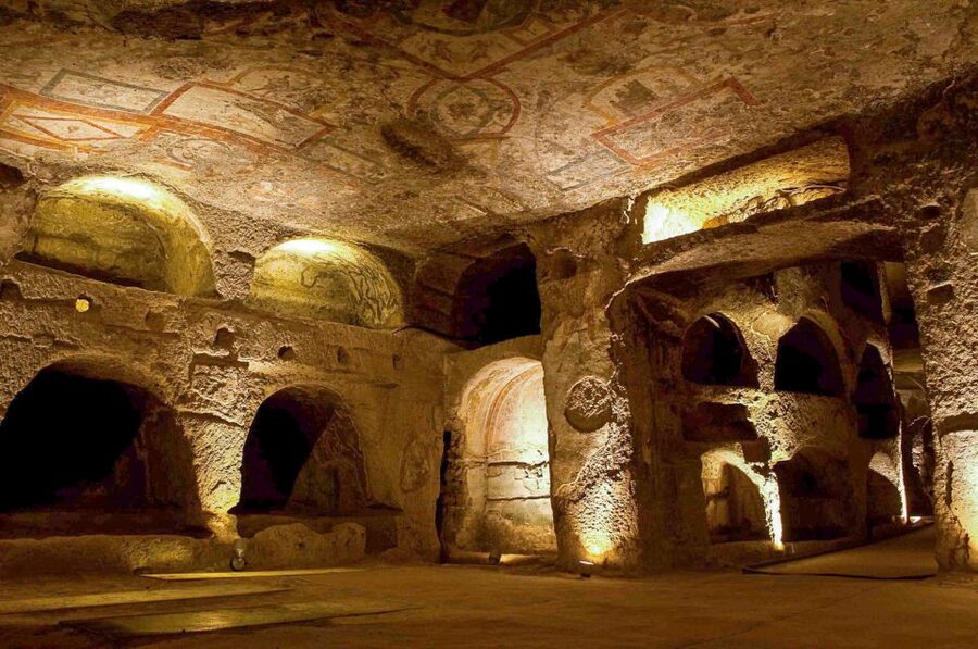 Naples: Catacombs of San Gennaro Entry Ticket & Guided Tour - The Upper Catacomb: Pompeian Style and Early Christian Paintings