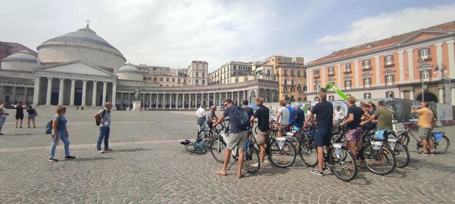 Naples: City Highlights Guided Bike Tour - Via Toledo and the squares: a shortcut through Naples’ everyday center