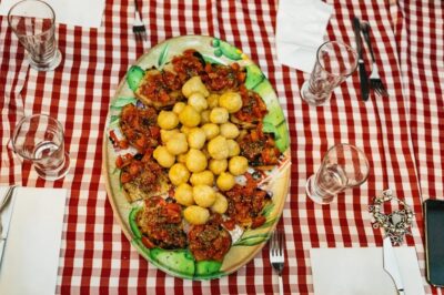 Pizza-Making Workshop with Drink and Appetizer