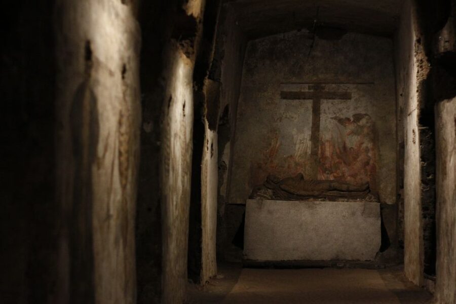 Naples: San Gaudioso Catacombs Guided Tour - San Gaudioso Catacombs: A Naples Burial Site With a Real Story