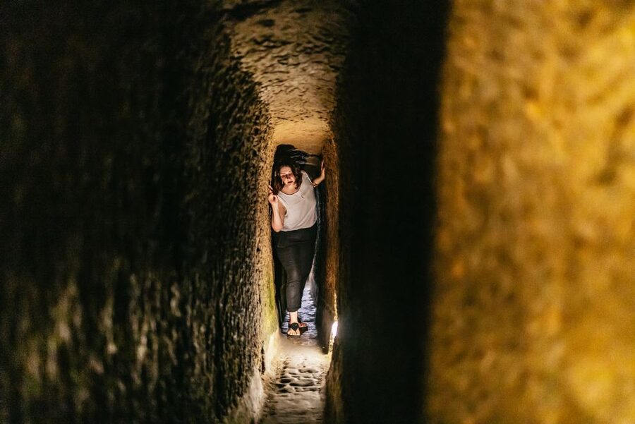 Naples: Spanish Quarters Underground Guided Tour - Who should book this Underground Naples Spanish Quarters tour