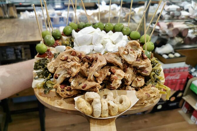 Naples Street Food Tour: Discover Local Flavors with Expert Guide - Key highlights and what to look for