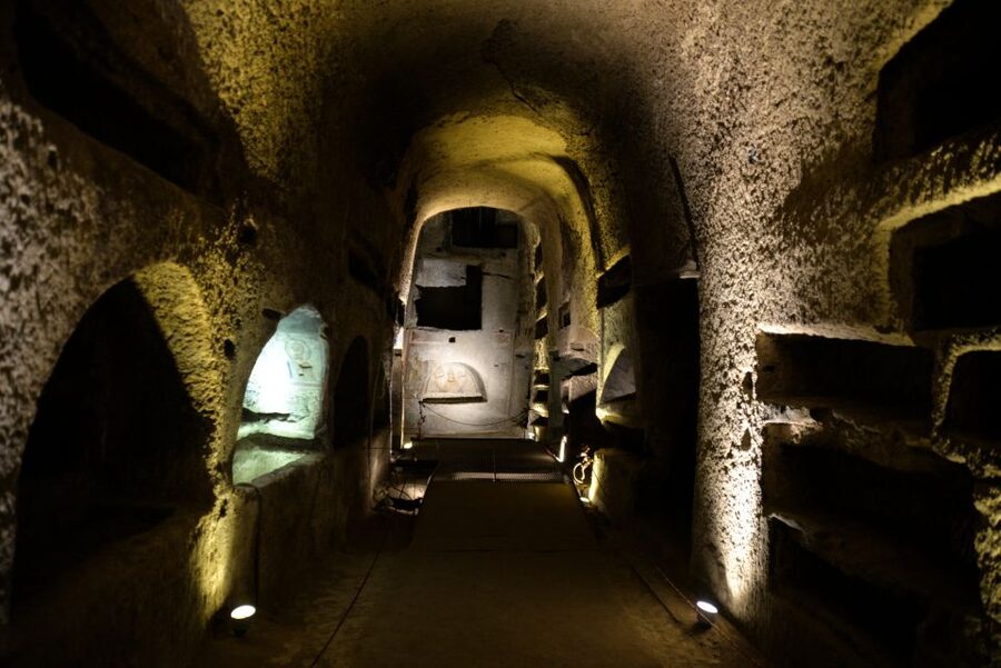 Naples: The Holy Mile 3-Hour Guided Tour - The Holy Mile route in Rione Sanità: more than churches and tunnels