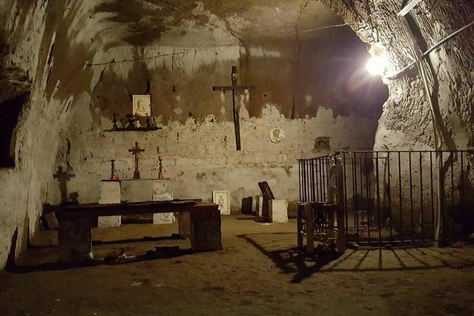 Naples Underground Spanish Quarters with Guide - English guides with personality: Alex, Eduardo, Alessandro, and more