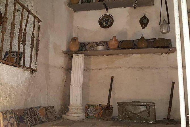 Naples Underground Spanish Quarters with Guide - Who this tour suits best, and who should skip it