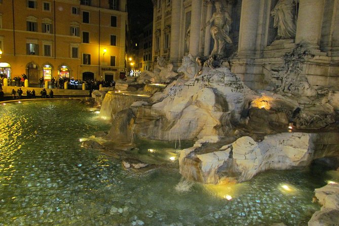 Night Tour of Rome with Local Pizza Dinner and Gelato Experience - Dinner at the Start: Pizza Choices, Water, and What to Expect