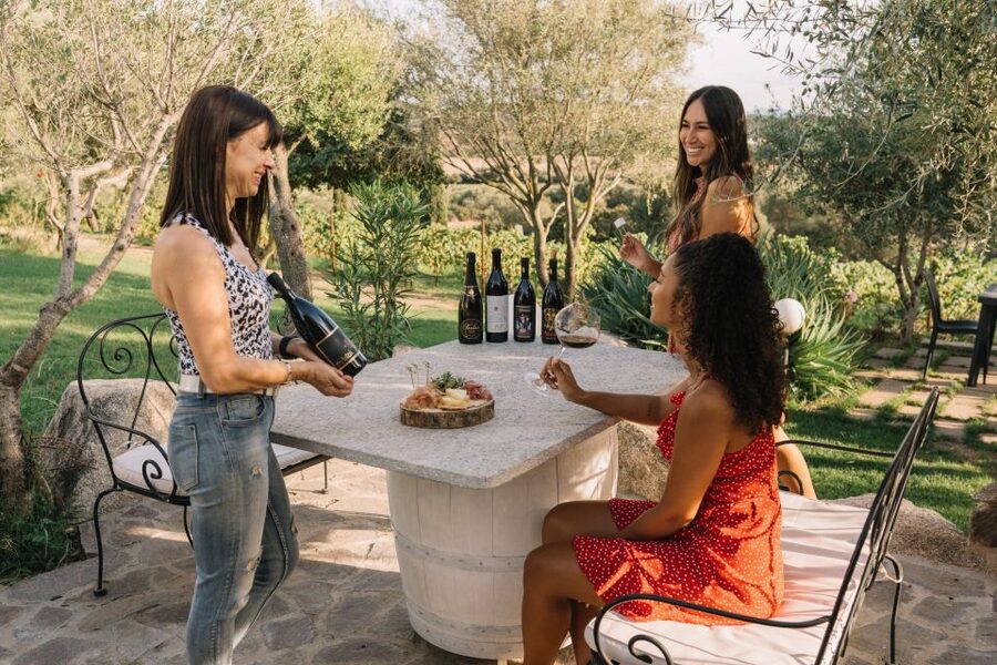 Olbia: Gallura Winery Guided Tour with Tasting - Why the rescue animal farm is more than a side stop