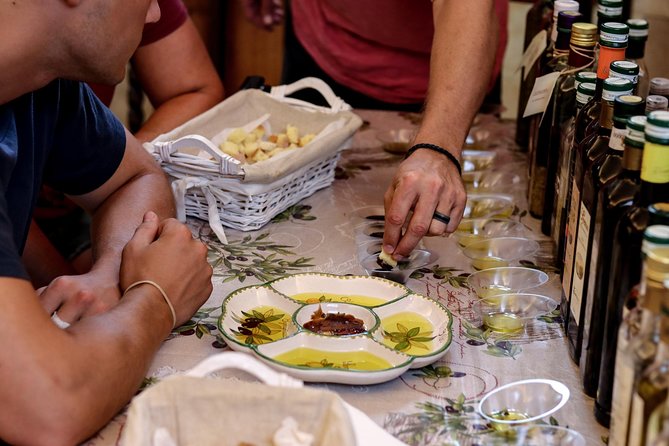 Olive oil tasting in Sorrento - Homemade liqueurs, shopping time, and the view factor