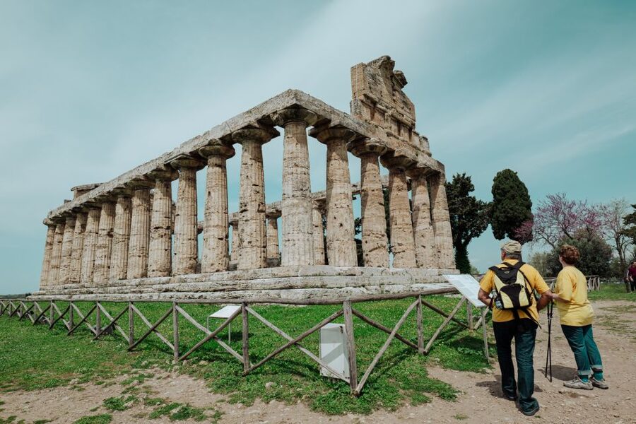 Paestum: Small-Group Tour with an Archaeologist and Tickets - Guides You Might Meet, and Why Their Role Changes the Site