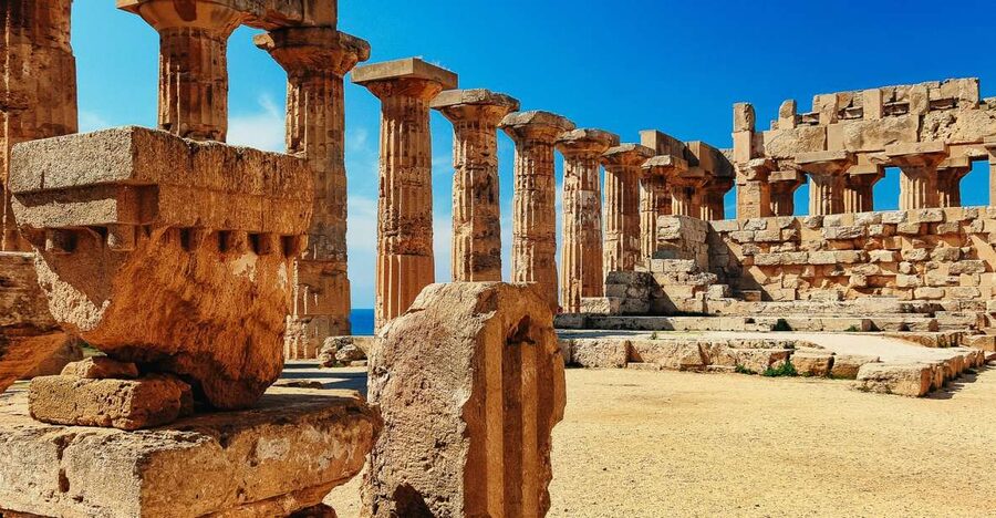 Palermo: Agrigento and the Valley of the Temples Day Tour - Temples plus the guidebook: what to look for at Hera, Concordia, and Apollo