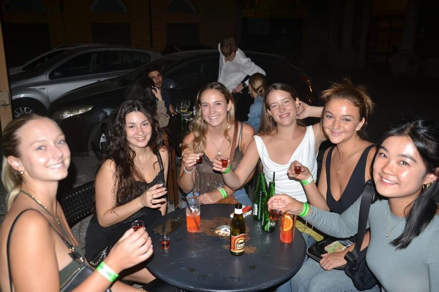 Palermo: Guided Bar Crawl with Shots and Discounts on Drinks - Photo Stop, City-Center Walk, and the Fun of Being Shown Around