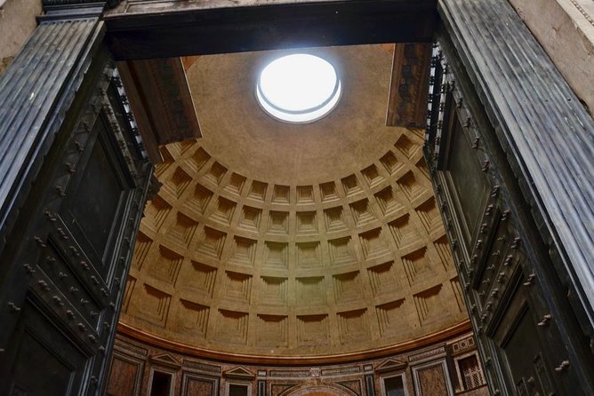 Pantheon Elite Guided Tour - Rome's Iconic Ancient Temple - Dress code and weather: the easy things that prevent stress