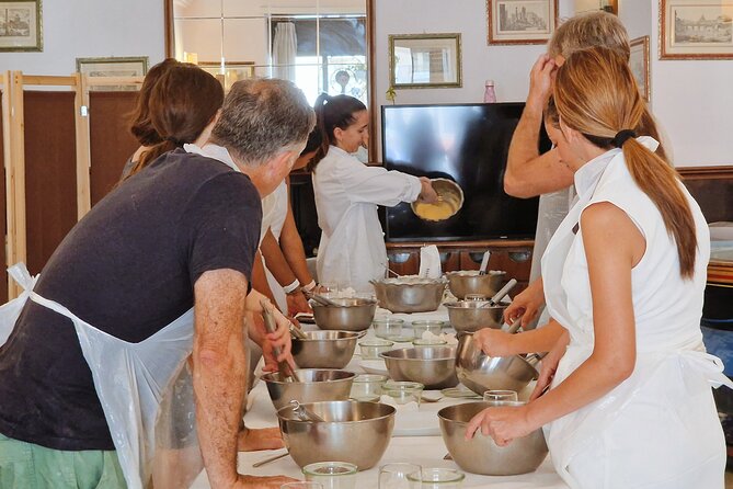 Pasta and Tiramisu Cooking Class in Rome, Piazza Navona - Piazza Navona Meets Pasta Class, the Real Reason This Works
