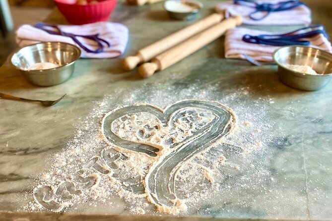 Pastamania - Florence Pasta Making Class - Meeting Your Chef by the Arno River, Right in Florence