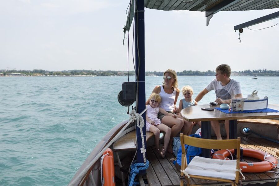 Peschiera: Half-Day Lake Garda Cruise with Lunch - The swim stop: life jackets, timing, and what to expect