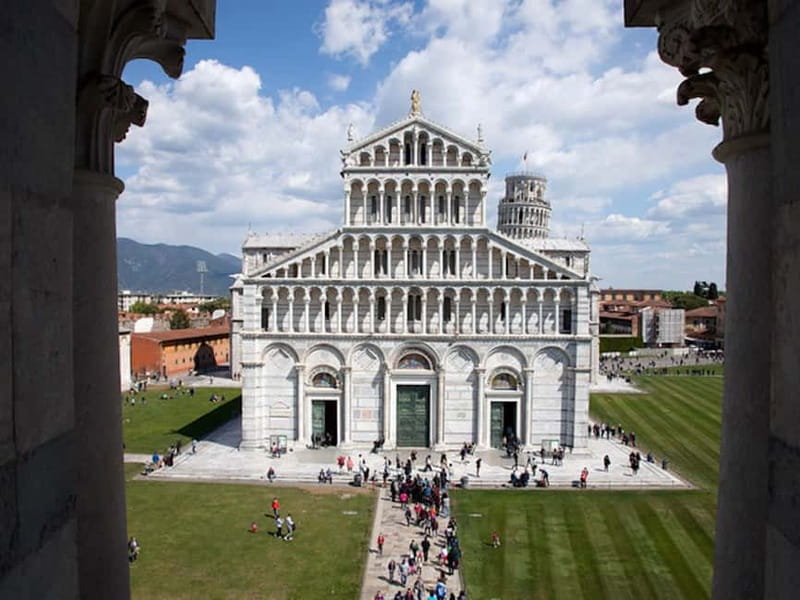 Pisa: Leaning Tower & Cathedral Tickets with Timed Entry - Climbing the Leaning Tower of Pisa: What the Experience Feels Like