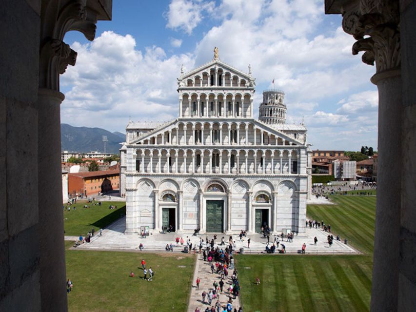 Pisa: Leaning Tower & Cathedral Tickets with Timed Entry - Timing in Pisa: When to Climb and When to Wander
